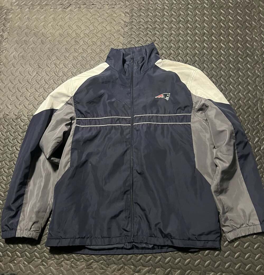 Dunbrooke New England Patriots Windbreaker Jacket Size XL Blue NFL